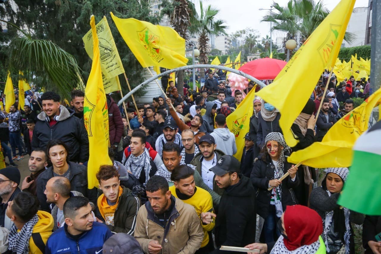 تيار الإصلاح الديمقراطي بـ"فتح" يوقد شعلة الثورة الفلسطينية الـ57 في غزة