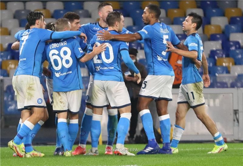 نابولي يطيح بليستر سيتي من الدوري الأوروبي