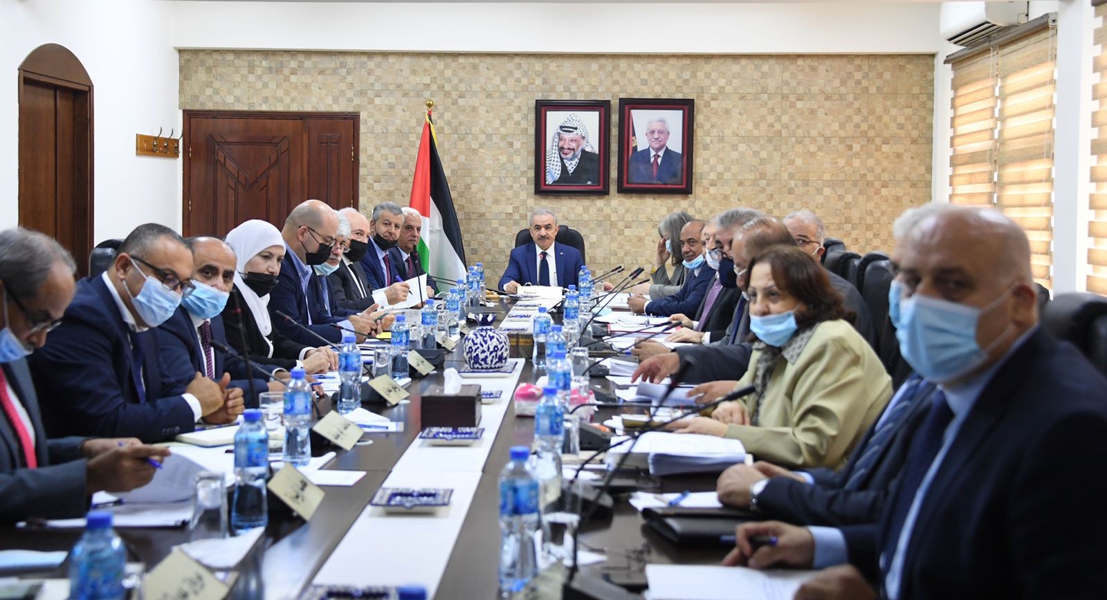 من بينها تعيين 1500 عنصر أمن