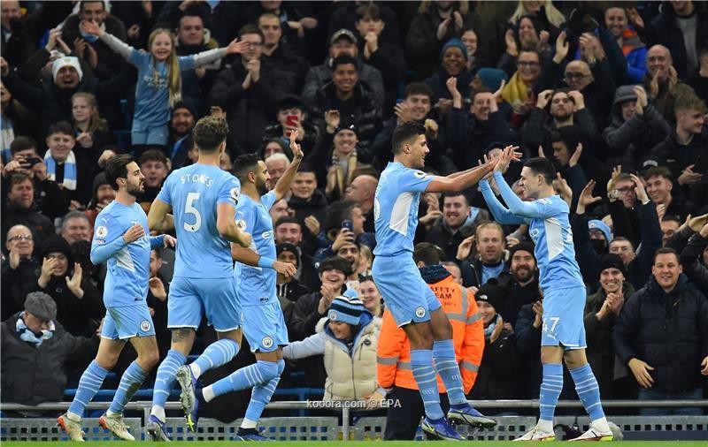 بالصور: مانشستر سيتي يفجر مرمى ليدز بسباعية