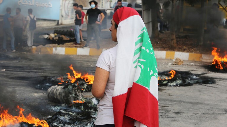 شاهد: لبناني ينتحر ويترك رسالة مؤثرة لوالده