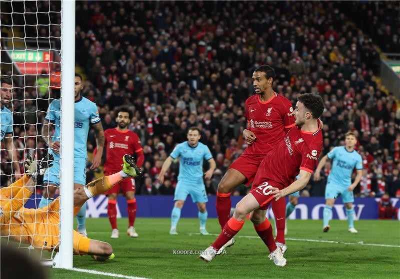 بالصور: ليفربول يكسر عناد نيوكاسل ويواصل مطاردة السيتي