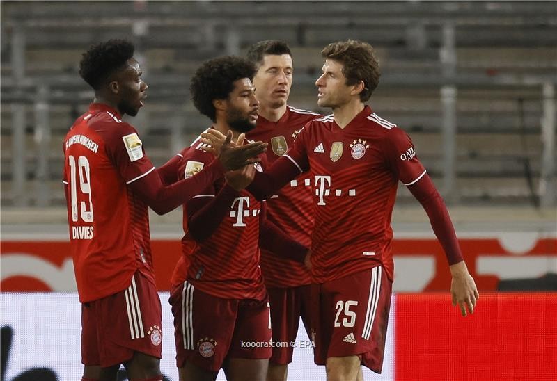 بالصور: بايرن ميونخ يمطر شباك شتوتجارت بخماسية