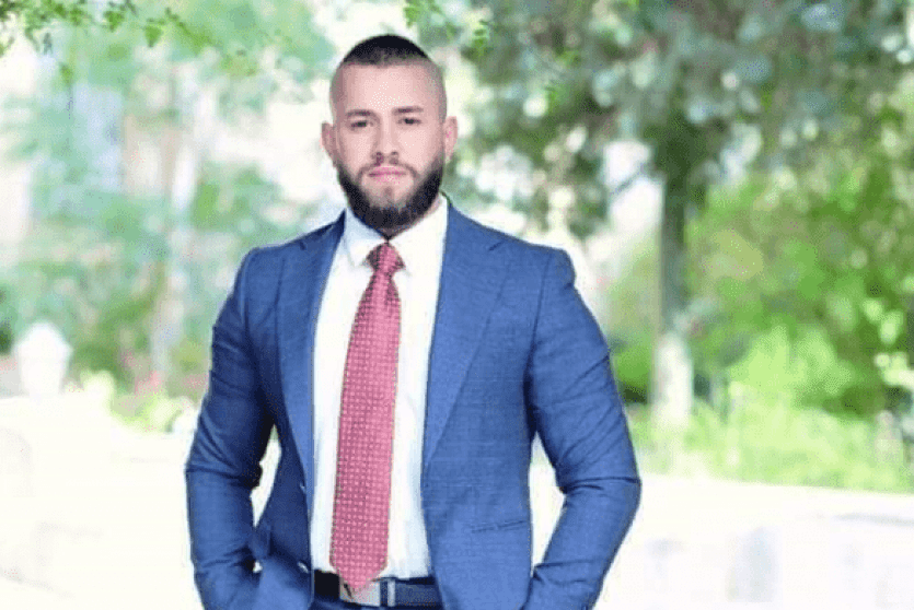 أهالي مخيم الأمعري يُشيعون جثمان الشهيد محمد عيسى عباس