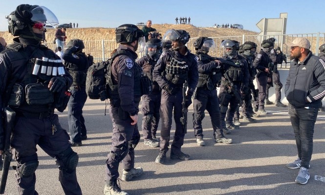 العبري: 54 متطوعًا يجمدون خدمتهم في الشرطة