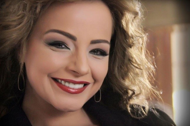 فيديو.. الممثلة تولين البكري تروي تجربة طلاقها وحرمانها من اولادها