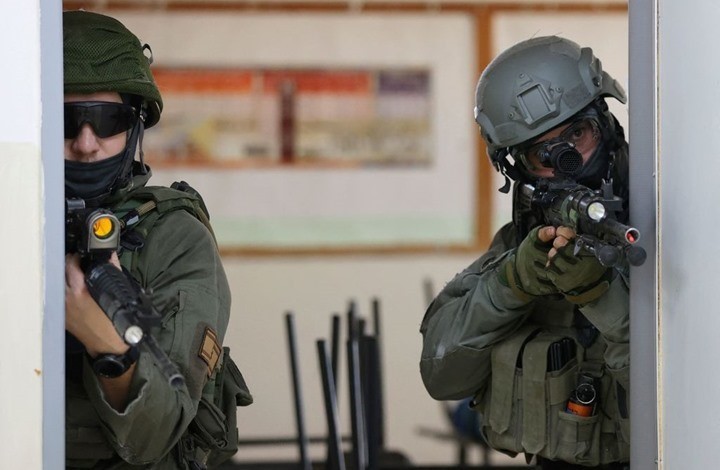 ضابط "إسرائيلي" يكشف عن أسوأ سيناريو للتعامل مع فلسطينيي الداخل 