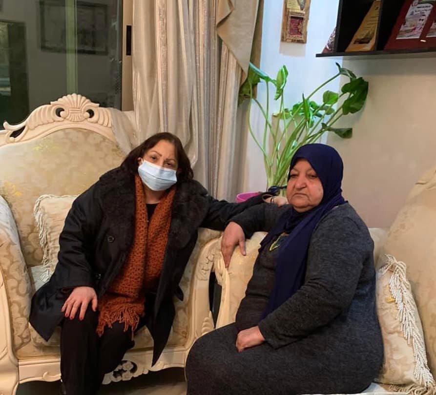 وزيرة الصحة تزور سنديانة فلسطين "أم ناصر أبو حميد"