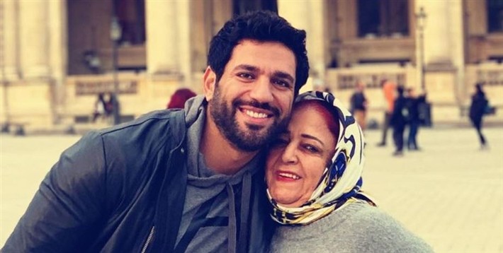 حسن الرداد يوجه رسالة مؤثرة في الذكرى الأولى لرحيل والدته