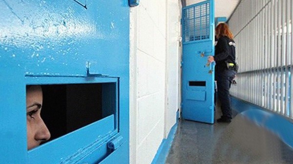 إصابة 7 أسيرات بفيروس "كورونا" في سجن "الدامون"