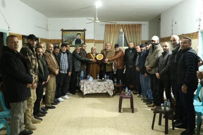 قيادة فصائل المقاومة تزور عائلة الشهيد القائد نضال العامودي