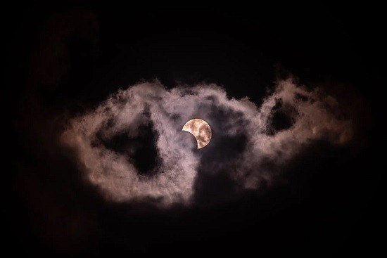 أول قمر مكتمل فى العام الجديد ينبئ بالاضطراب