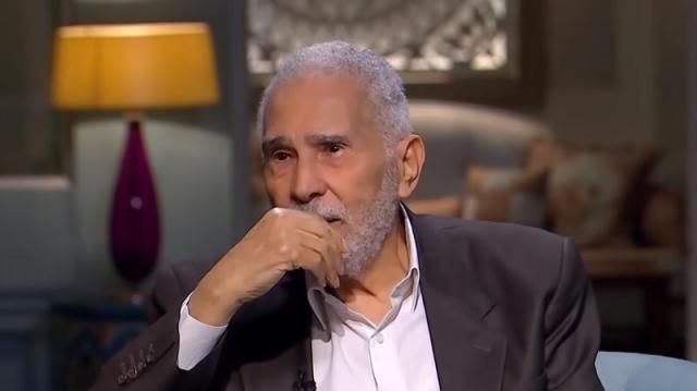 نقل الفنان عبدالرحمن أبو زهرة إلى المستشفى بعد إصابته بكورونا