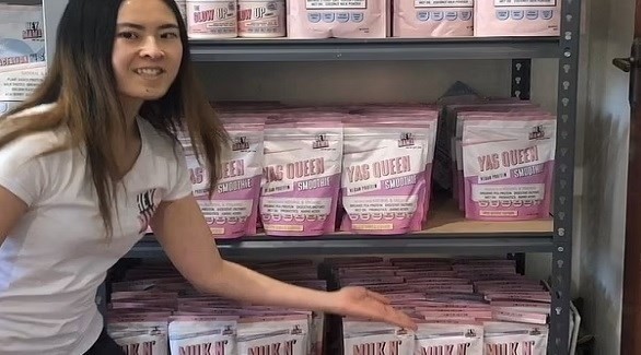 أسترالية تكسب 2000 دولار يوميًا بفضل ابتكار مخفوق للمرضعات