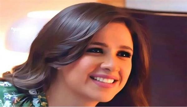 تعرض والد ياسمين عبد العزيز لأزمة صحية
