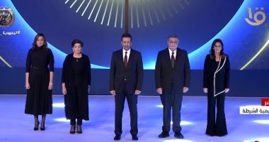 أبطال مسلسل "الاختيار 2" أمام الرئيس السيسي :بنعاهدك يا فندم.. احنا اخترنا مصر