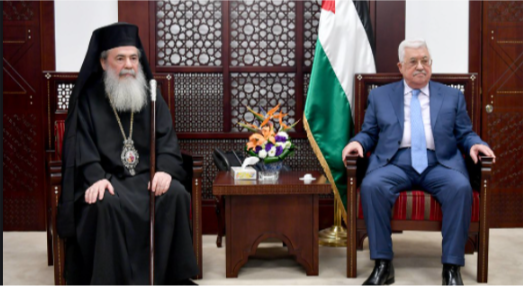 الرئيس عباس يلتقي بطريرك القدس ثيوفيلوس الثالث