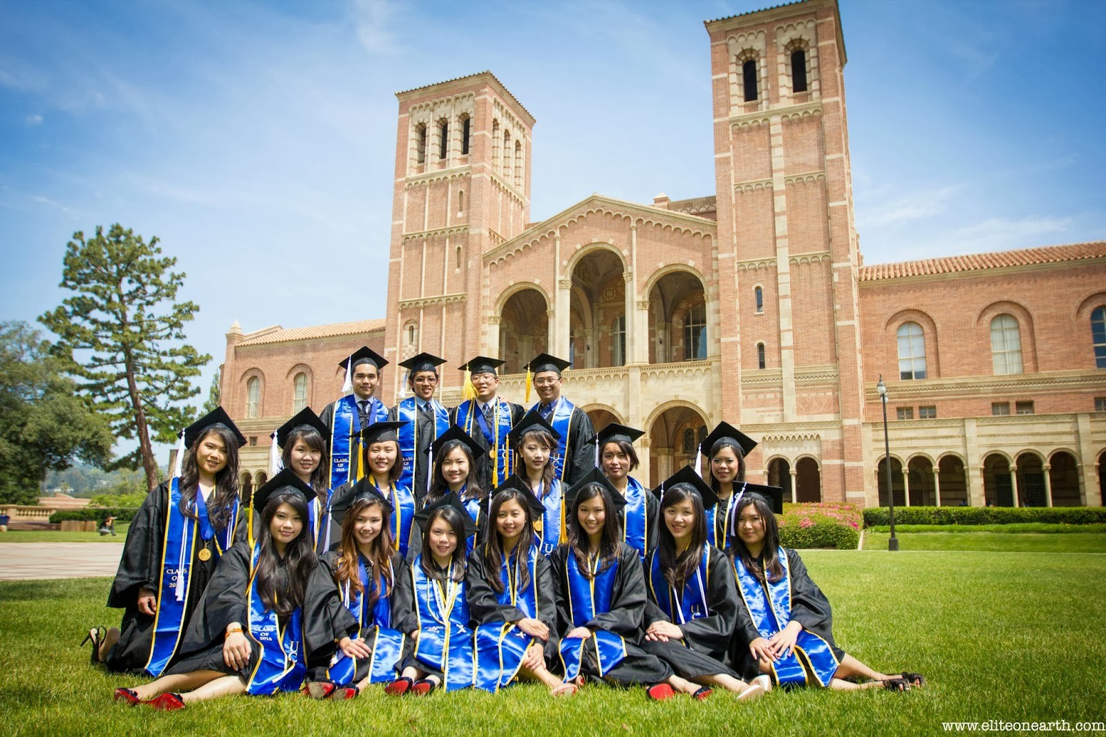 شاهد: طبيب يتحرش بـ200 امرأة.. والجامعة تعوضهن بـ240 مليون دولار