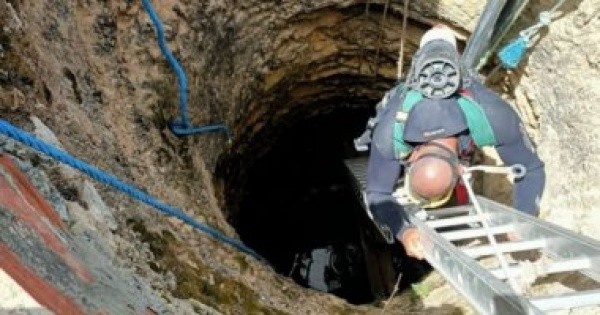 بالفيديو: تونس.. إنقاذ تلميذة سقطت في بئر بولاية بن عروس