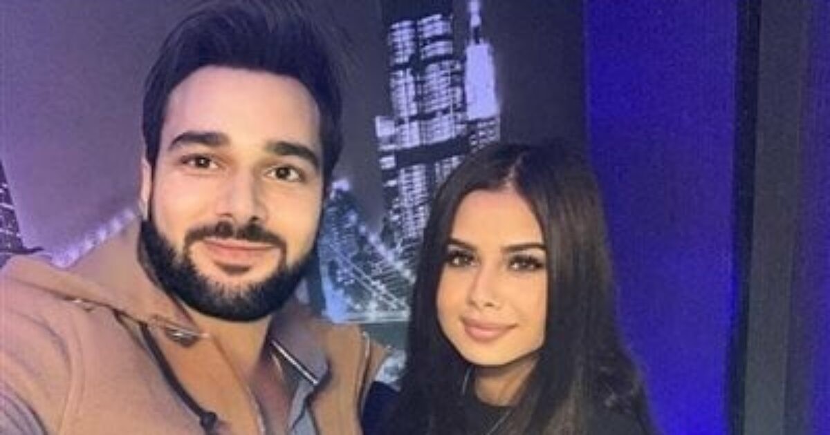 "انتي جميلة زي دعاء الأمهات".. محمود المهدي يتغزل في منة عرفة