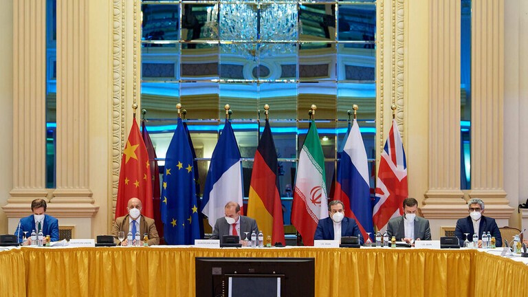 قناة عبرية: مسؤولون إسرائيليون ينتقدون سلوك إدارة بايدن