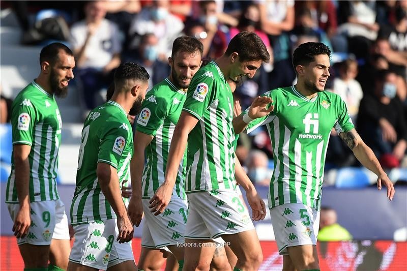 بالصور: فقير يقود بيتيس لاجتياح ليفانتي