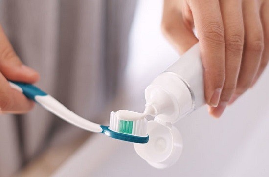 أغرب نكهات معجون الأسنان في العالم.... من الآيس كريم للذهب