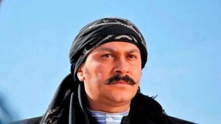 شاهد:  الممثل وائل شرف من طفولته تتصدر.. ملامحه تغيرت بالكامل!