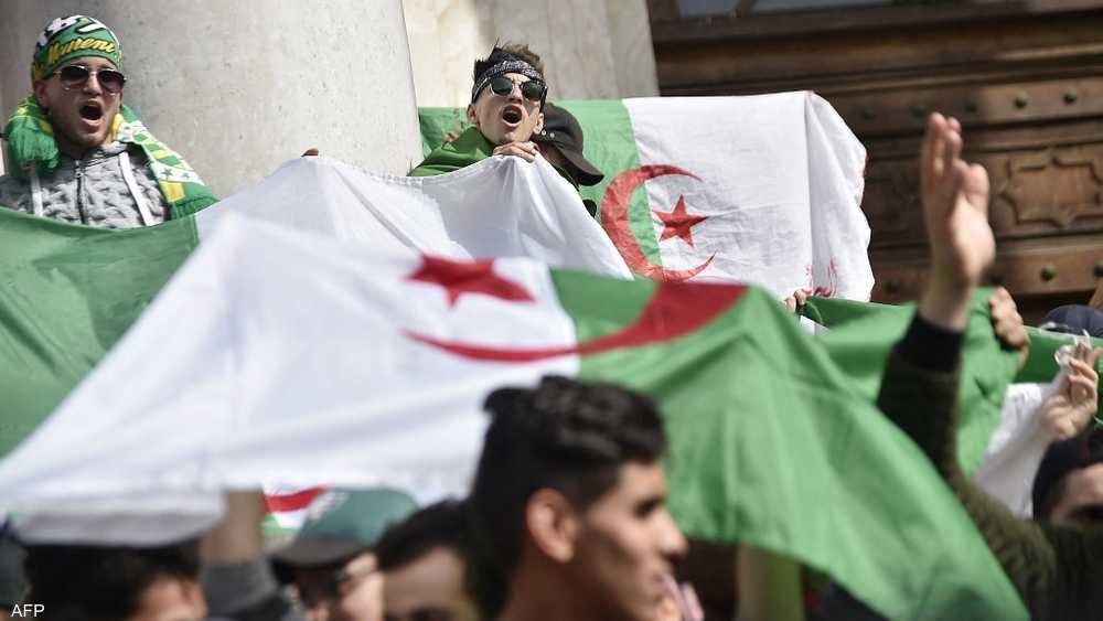 استعادة أموال مهربة للخارج