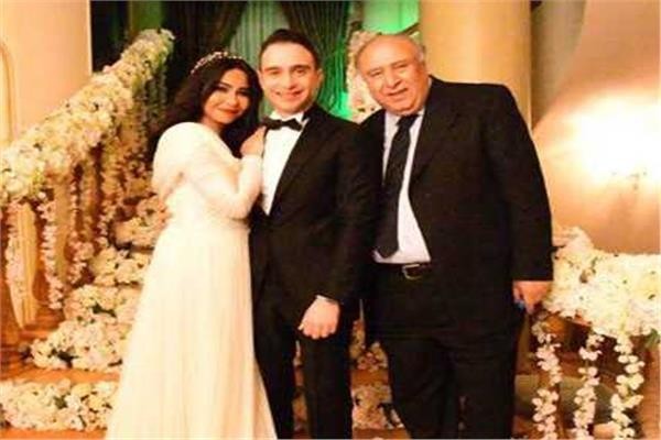 صورة: والد حسام حبيب يسخر من أخبار عودة نجله لشيرين عبد الوهاب
