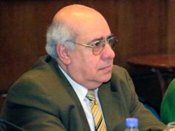 فلسطين في شرانق الستاتيكو .. ركود السياسة وصدأ المنظمات