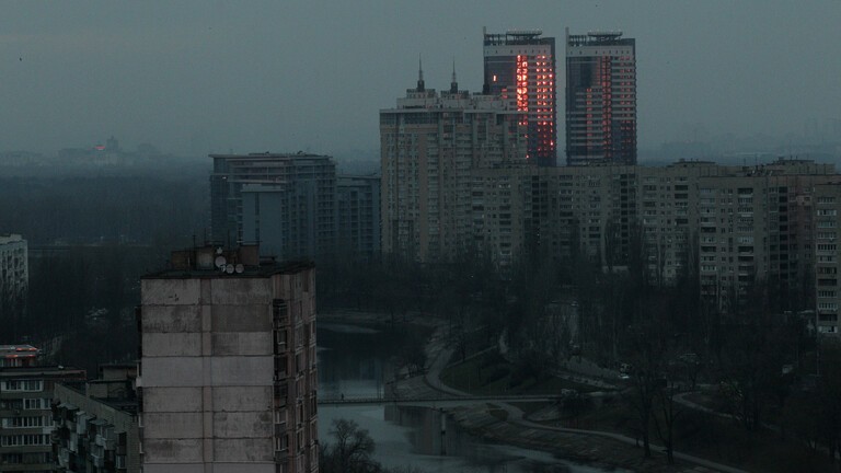 الدفاع الروسية: أوكرانيا نشرت راجمات الصواريخ في إحدى ساحات العاصمة كييف