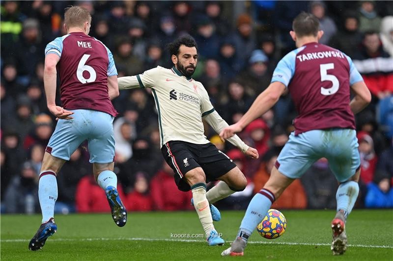 بالصور.. فابينيو ينقذ ليفربول من فخ بيرنلي