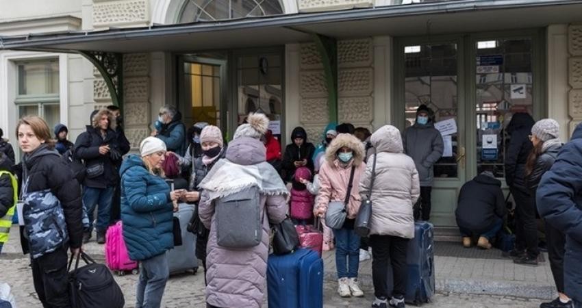 الأمم المتحدة: فرار 2.8 مليون شخص من أوكرانيا إلى دول الجوار