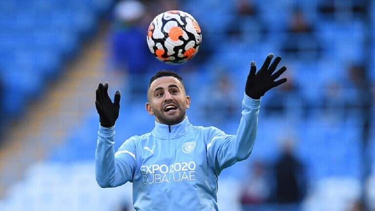 رياض محرز يقترب من تجديد عقده مع مانشستر سيتي