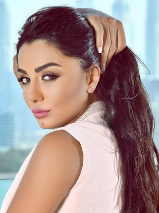 بالفيديو: الممثلة ديما الجندي تتحدث عن مرضها النفسي وهذا ما قالته عن حبيبها !