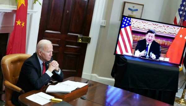 الكشف عن تفاصيل مكالمة هاتفية بين بايدن ونظيره الصيني