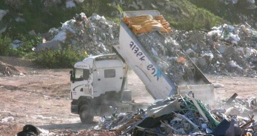 القدس: توصية بضرورة وقف تهريب النفايات