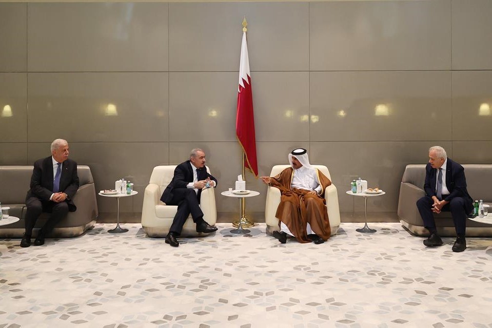 اشتية يصل قطر للمشاركة في منتدى الدوحة