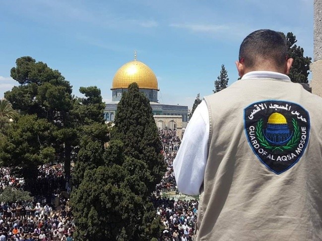 حراس الأقصى يحبطون إدخال مستعمرين "قربانا حيا" ومحافظة القدس تعقب