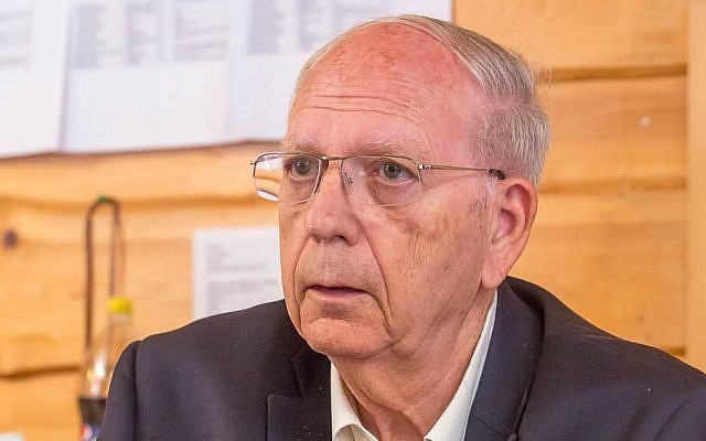 هارتس : المهـاجــرون مــن أوكرانـيــا: فـرصـة للحـفـاظ علـى الأكـثريـة