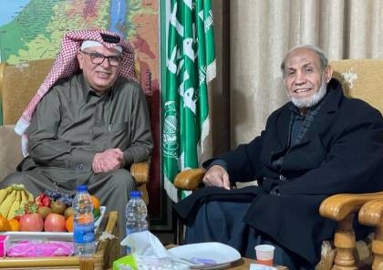 تفاصيل لقاء الزهار مع السفير القطري العمادي بغزة