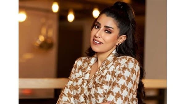 آيتن عامر تطرح أغنيتها "كانت بتسهر"