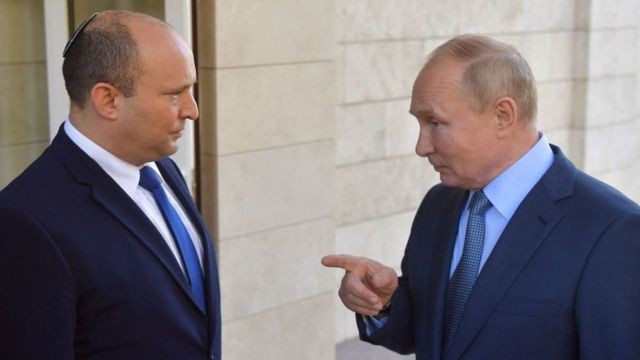 بينيت يُجري اتصالاً هاتفيًا مع بوتين بشأن العملية العسكرية في أوكرانيا