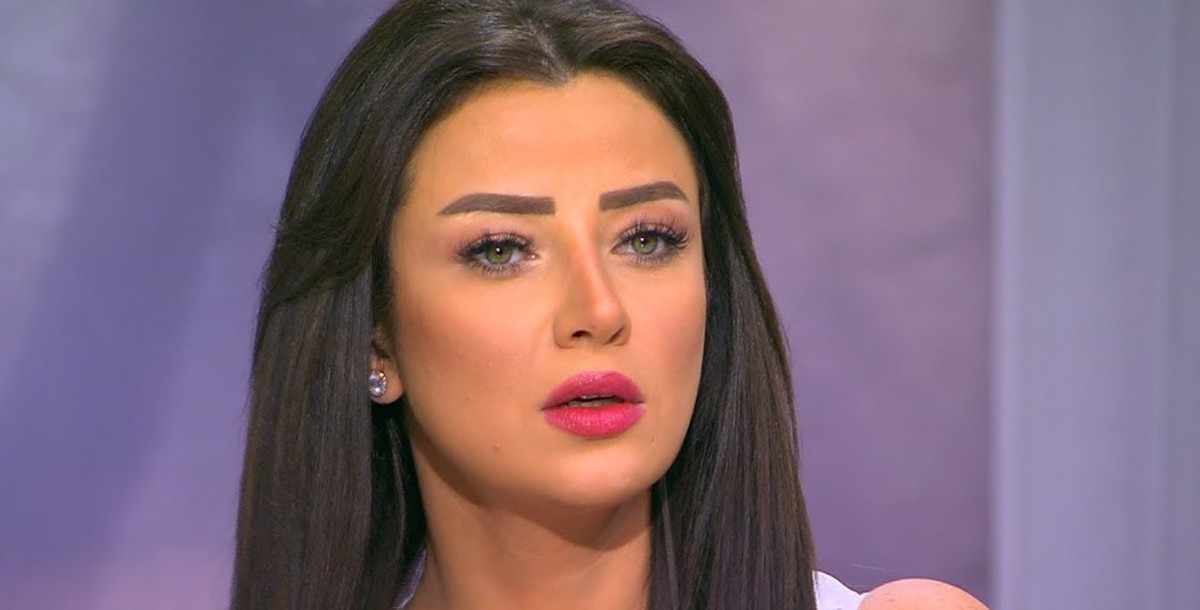 رضوى الشربيني تتعرض للهجوم بسبب ندوتها بالدار البيضاء "إهانة النساء العربيات"