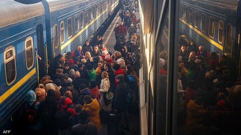 انفجار ضخم قرب محطة قطارات "كييف" والقوات الروسية تُسيطر على خيرسون