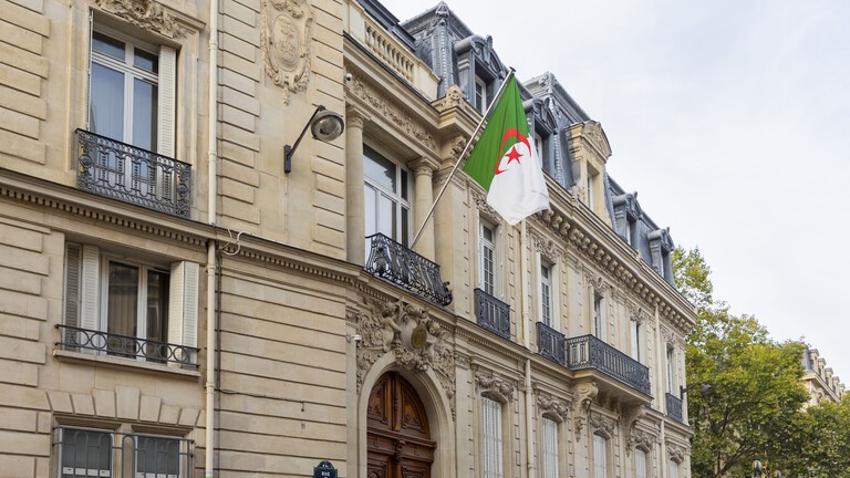 جريمة تهز الجزائر.. قتل ابنه الرضيع لإخراج الجن من جسده وانتقم من زوجته بوحشية