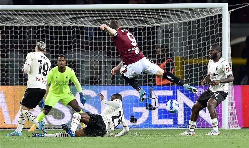 بالصور.. تورينو يمنح إنتر هدية ثمينة بإيقاف ميلان