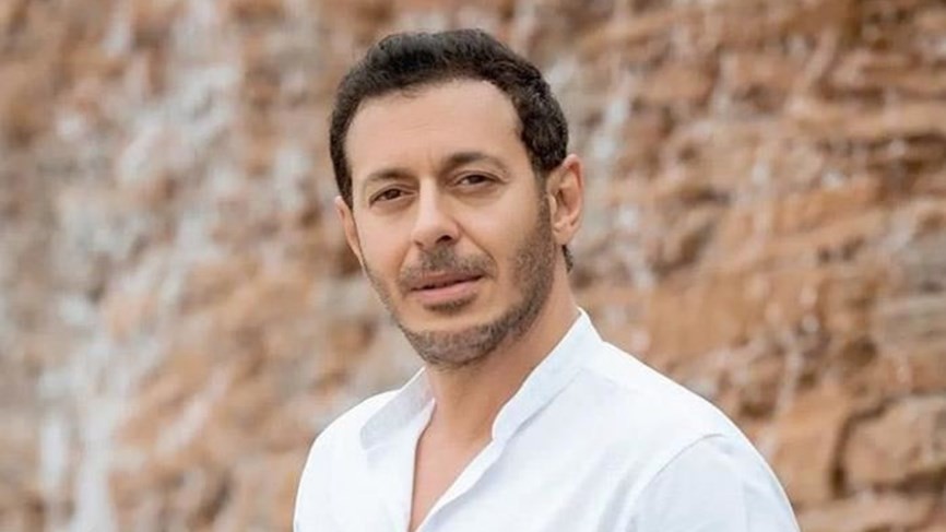 مصطفى شعبان يعلق على مقارنته بـ عادل إمام..جنون !