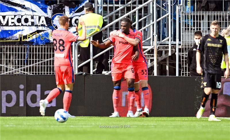 بالصور : أتالانتا ينعش آماله الأوروبية من بوابة فينيزيا